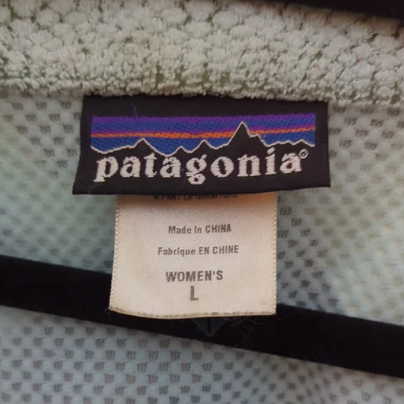 Patagonia Two-Tone Outdoor Jacket Patagonia women’s waterproof shell jacket - Picture 2 of 11